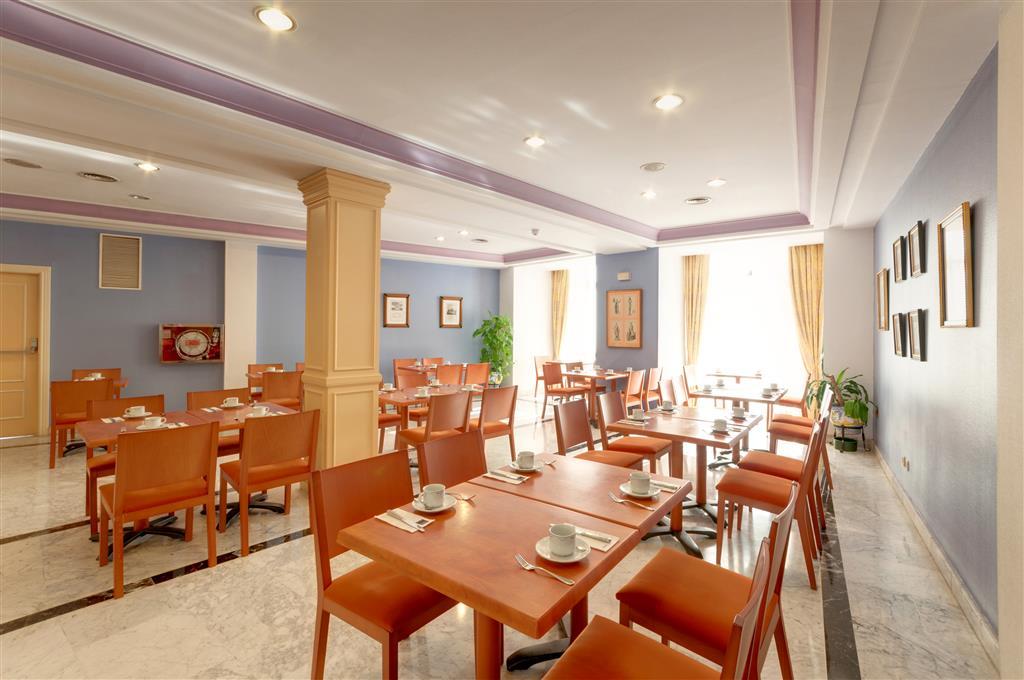 Azz Merida Medea Hotel Restaurant bilde
