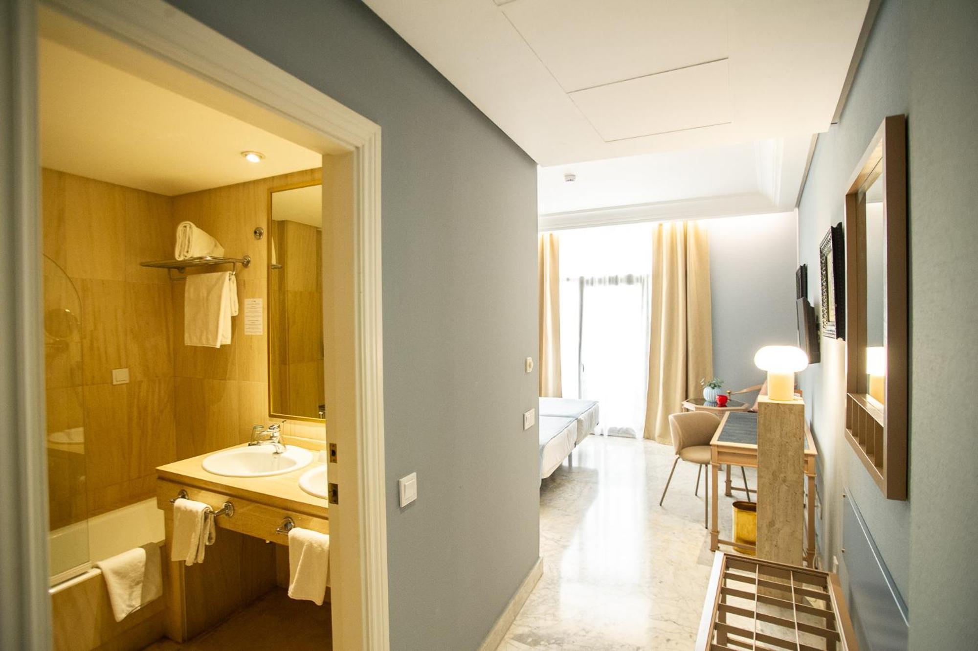 Azz Merida Medea Hotel Eksteriør bilde